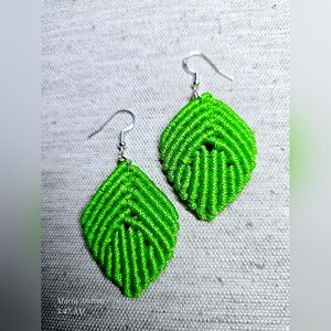 NWOT Handmade Micromacramé Earrings - Lime Green